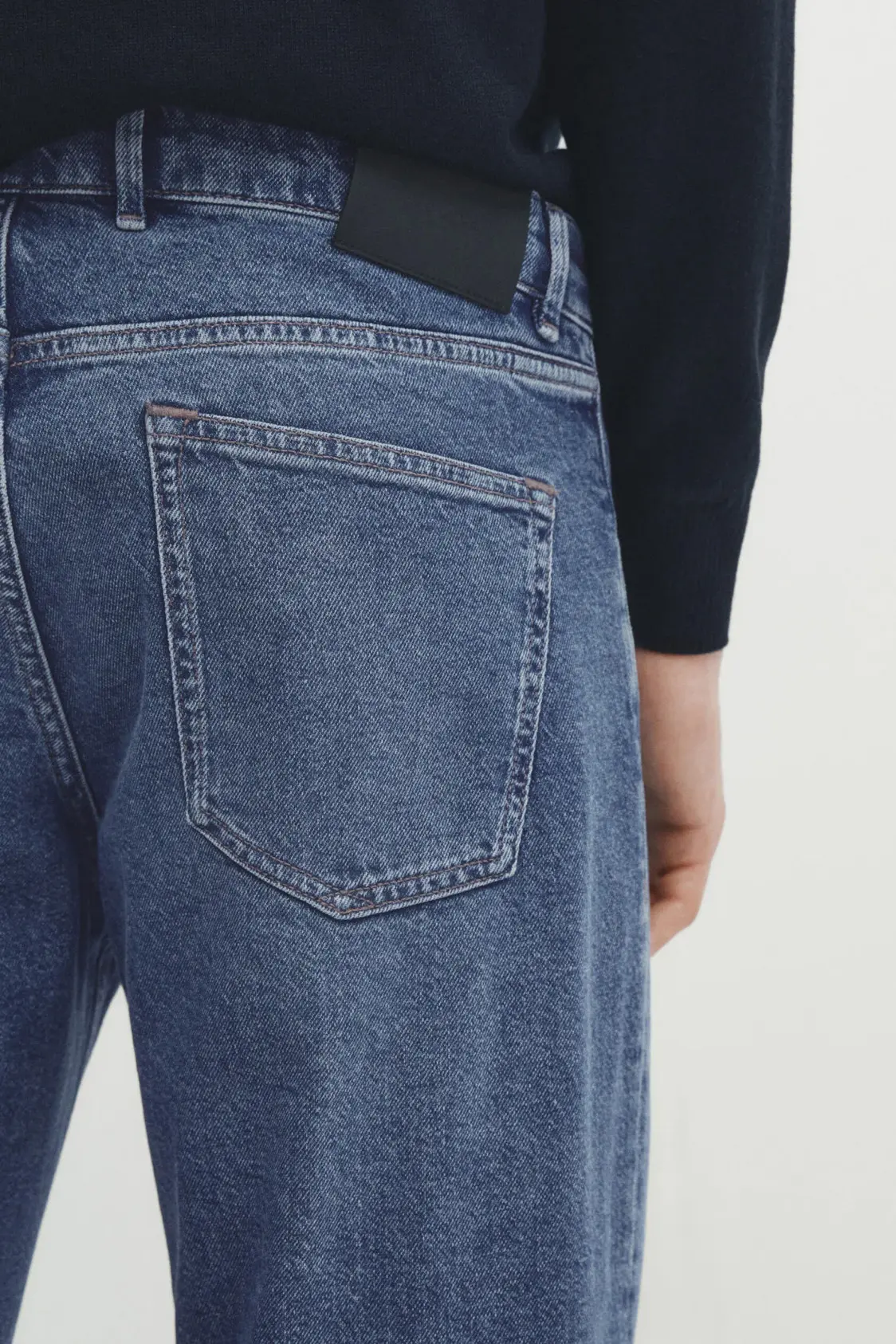 Tapered-fit mid stonewash selvedge jeans - Image 4