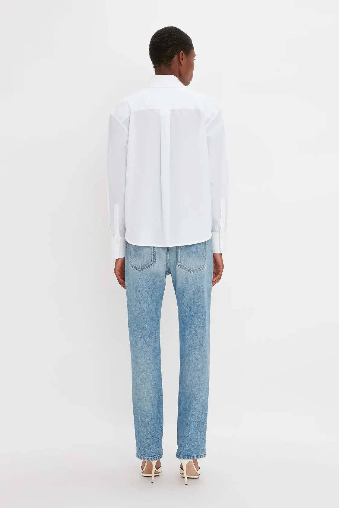 Pointed Collar Oversized Shirt In White - Image 4